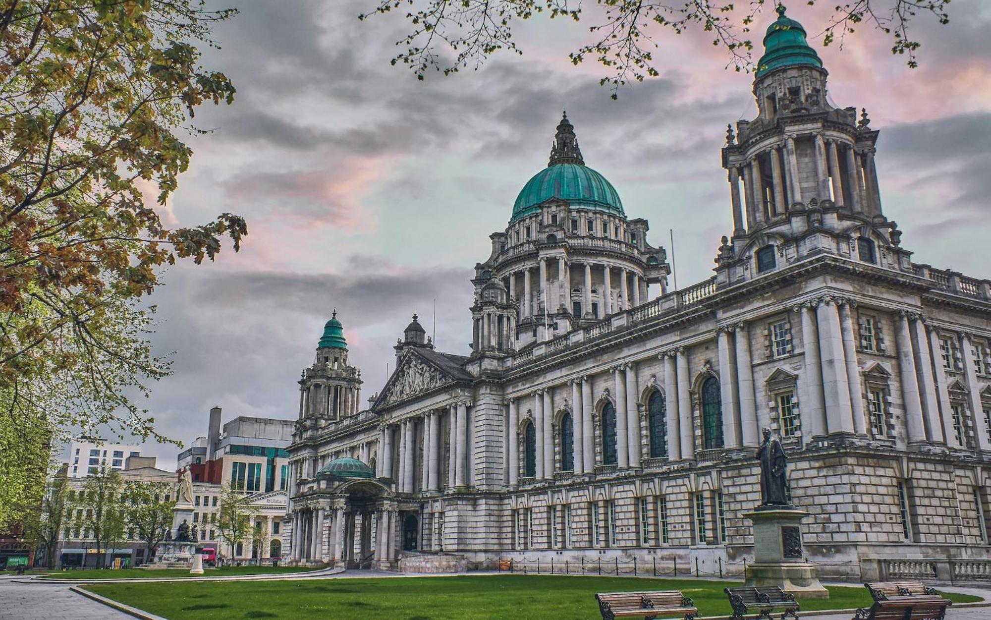 Central Apartment In Belfast City Centre Экстерьер фото