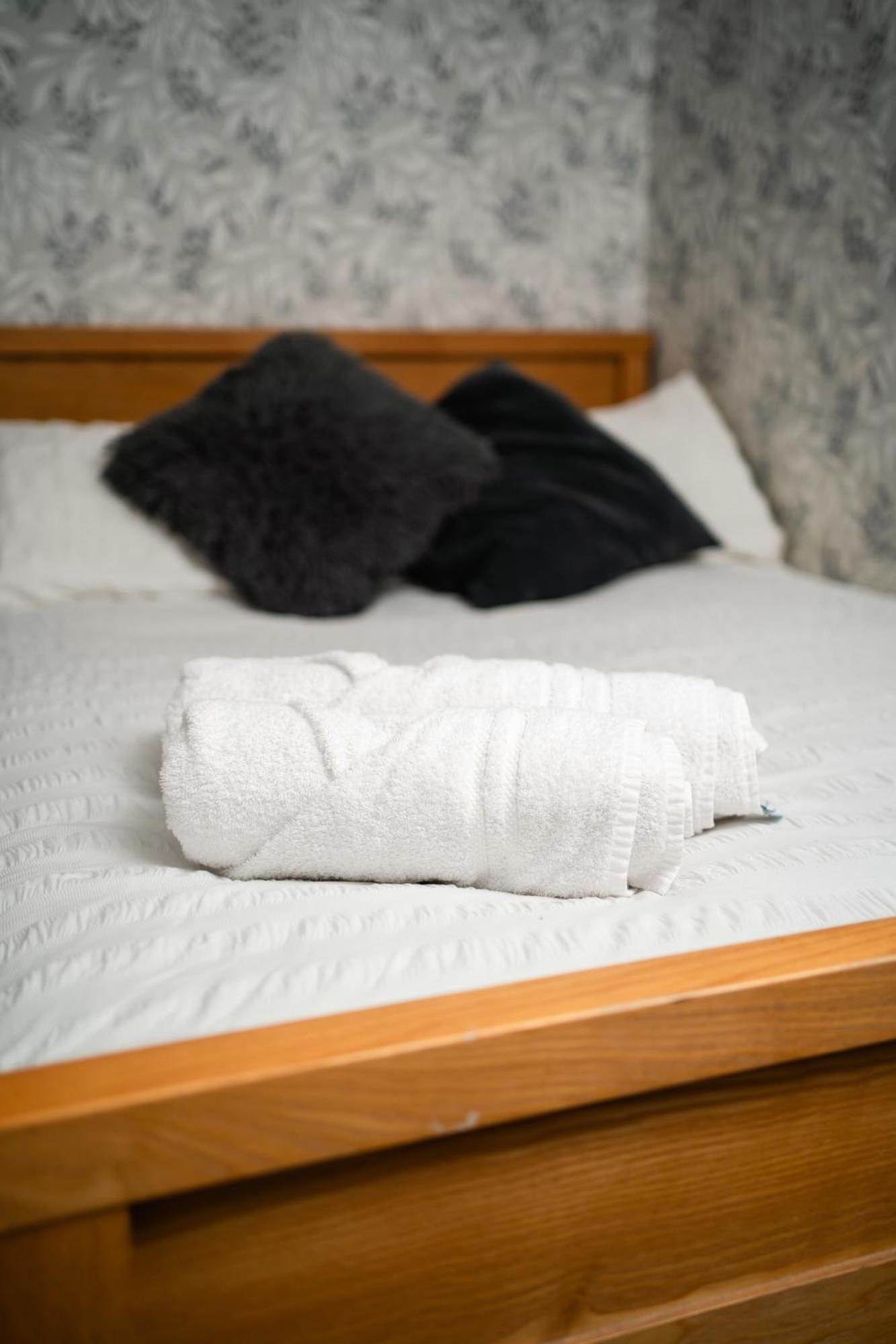 Central Apartment In Belfast City Centre Экстерьер фото