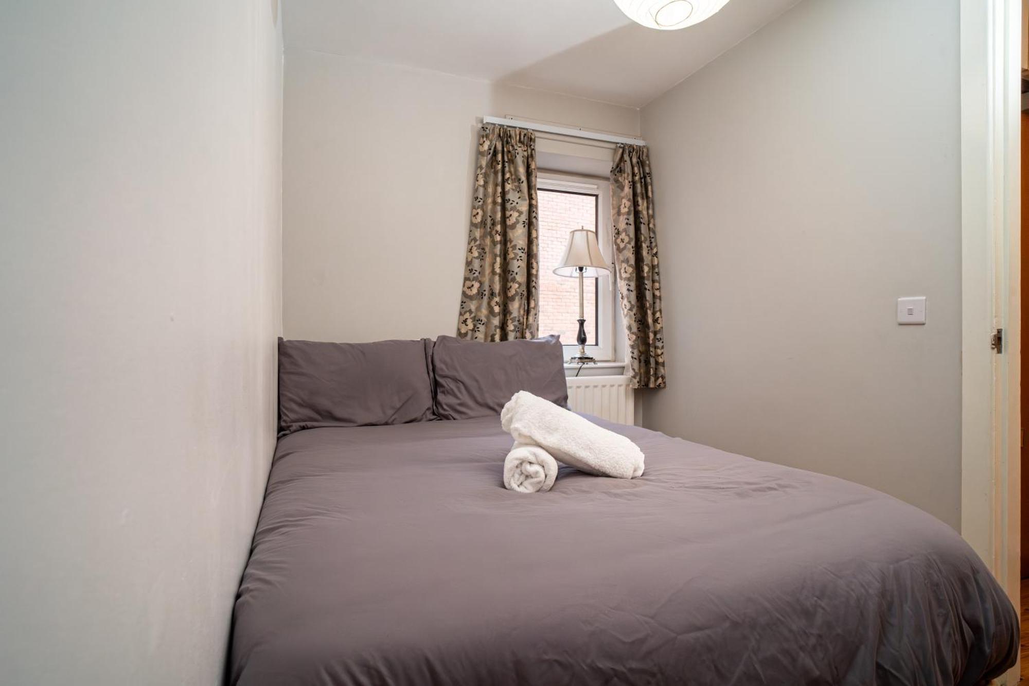 Central Apartment In Belfast City Centre Экстерьер фото